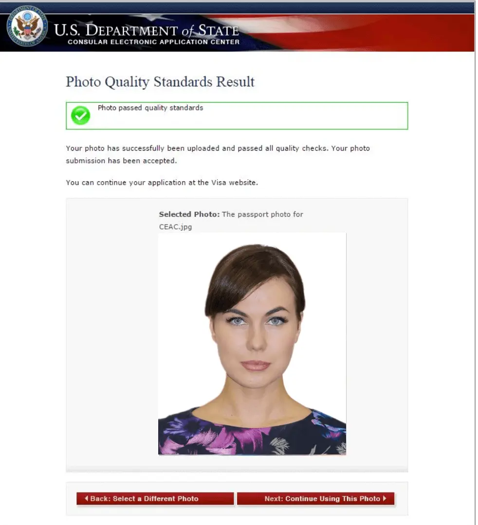 Hur bifogar man ett digitalt foto till USA-visumansökan?